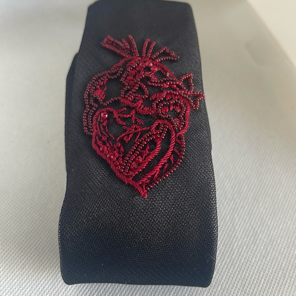 Title of Work Heart necktie